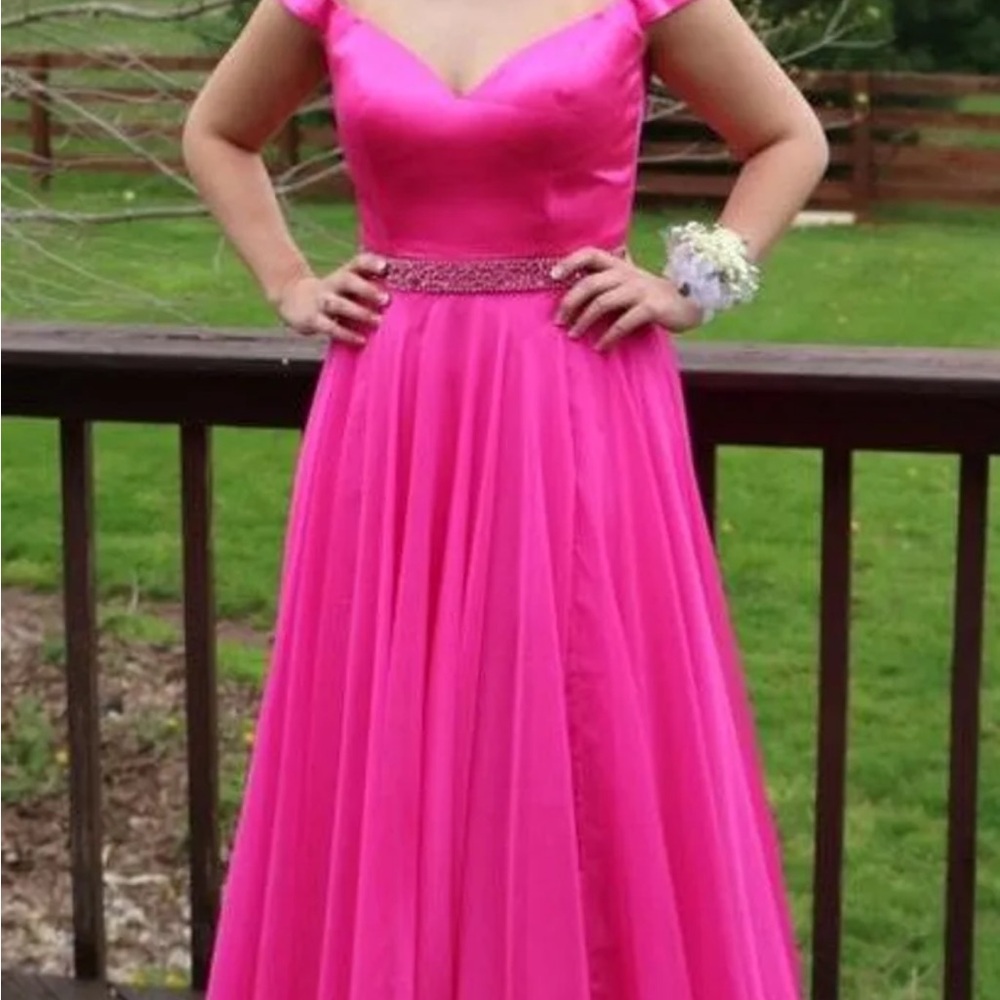 Sherri Hill Pink A-line Prom Dress with Sweetheart Neckline